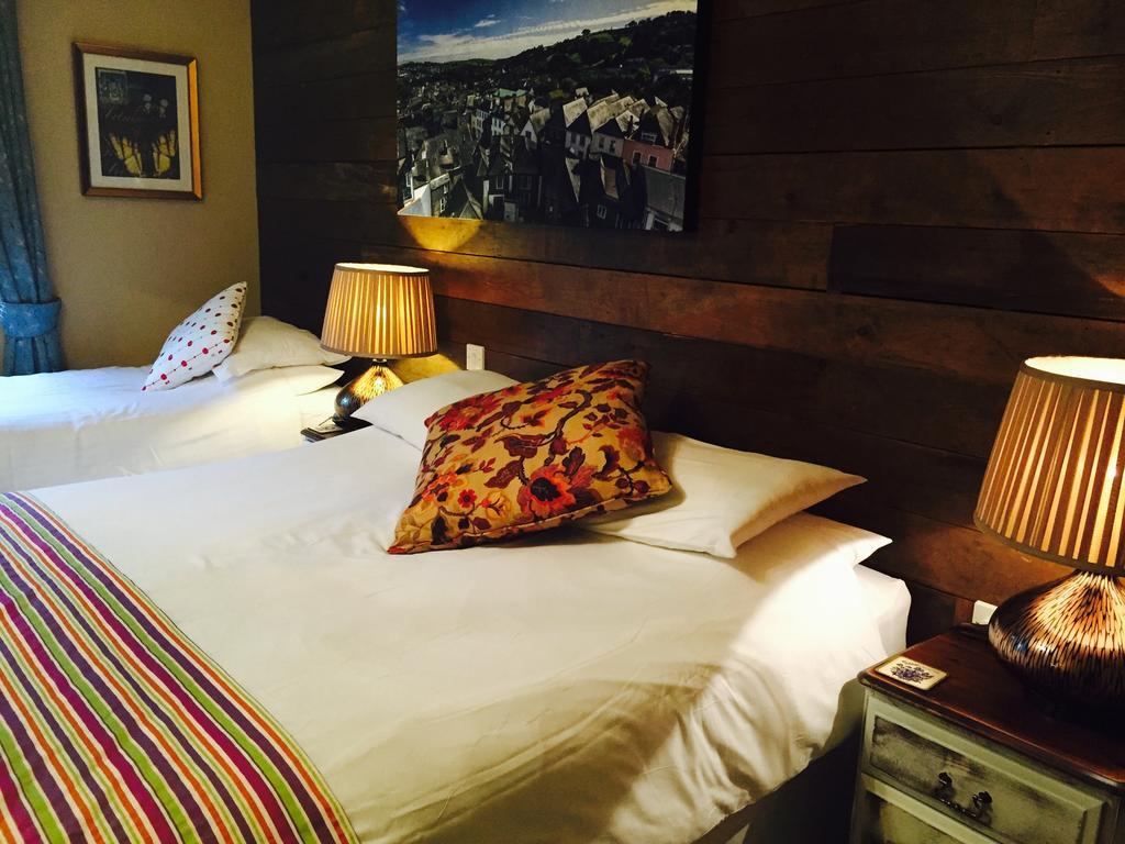 Bed and Breakfast The Waterman'S Arms Тотнес Номер фото